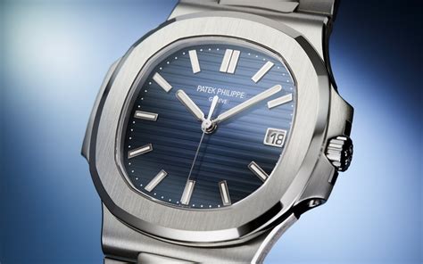 patek philippe nautilus white face|5811 1g nautilus price.